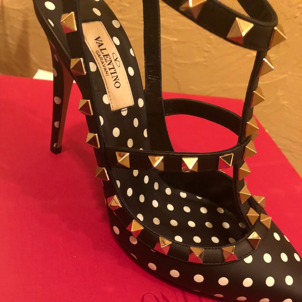Valentino rock stud polka dot black heel pump